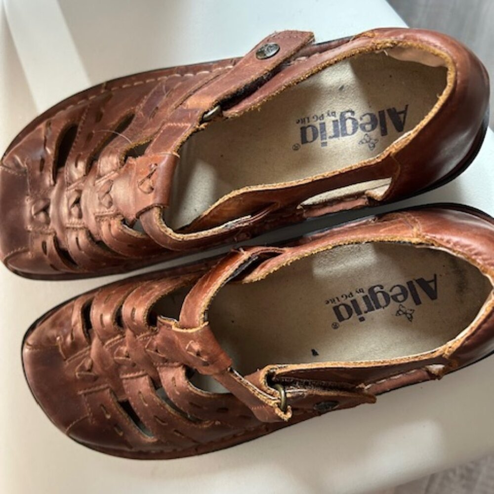Women's Alegria Fisherman Shoes - Picture 3 of 4